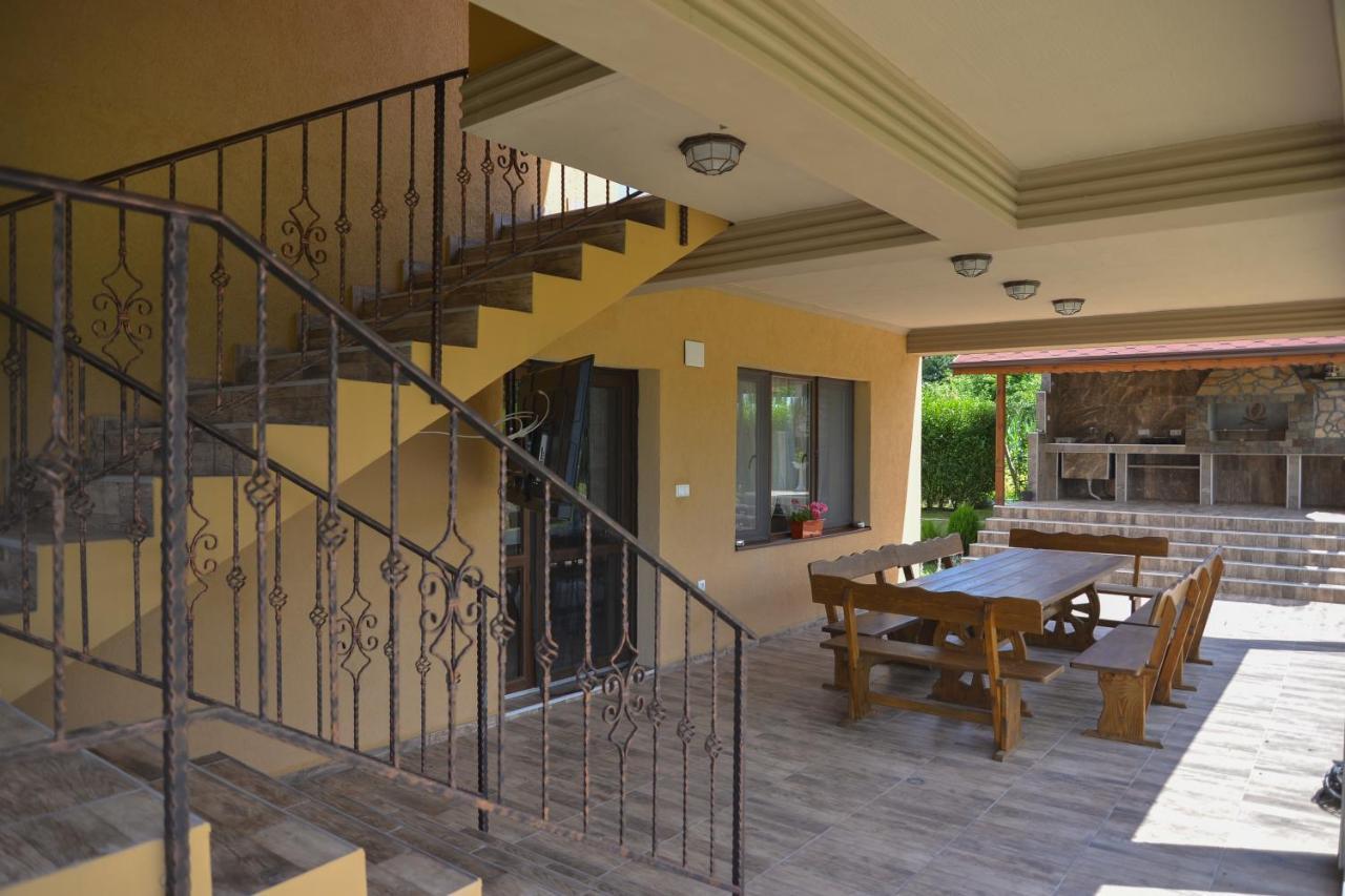 Guest House Erida Trastenik Zewnętrze zdjęcie