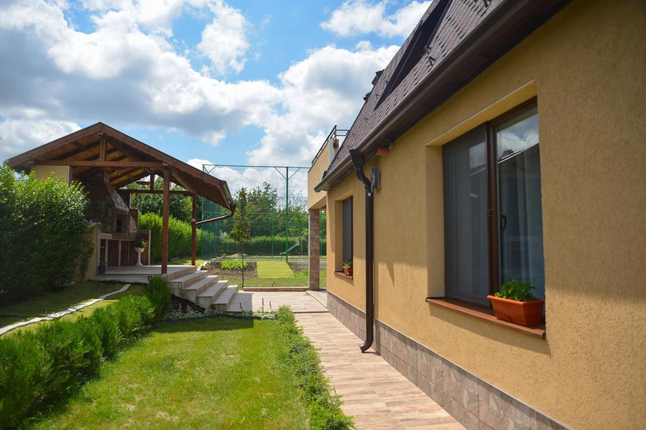 Guest House Erida Trastenik Zewnętrze zdjęcie