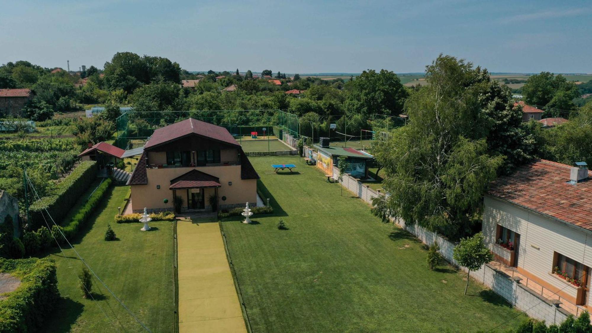 Guest House Erida Trastenik Zewnętrze zdjęcie