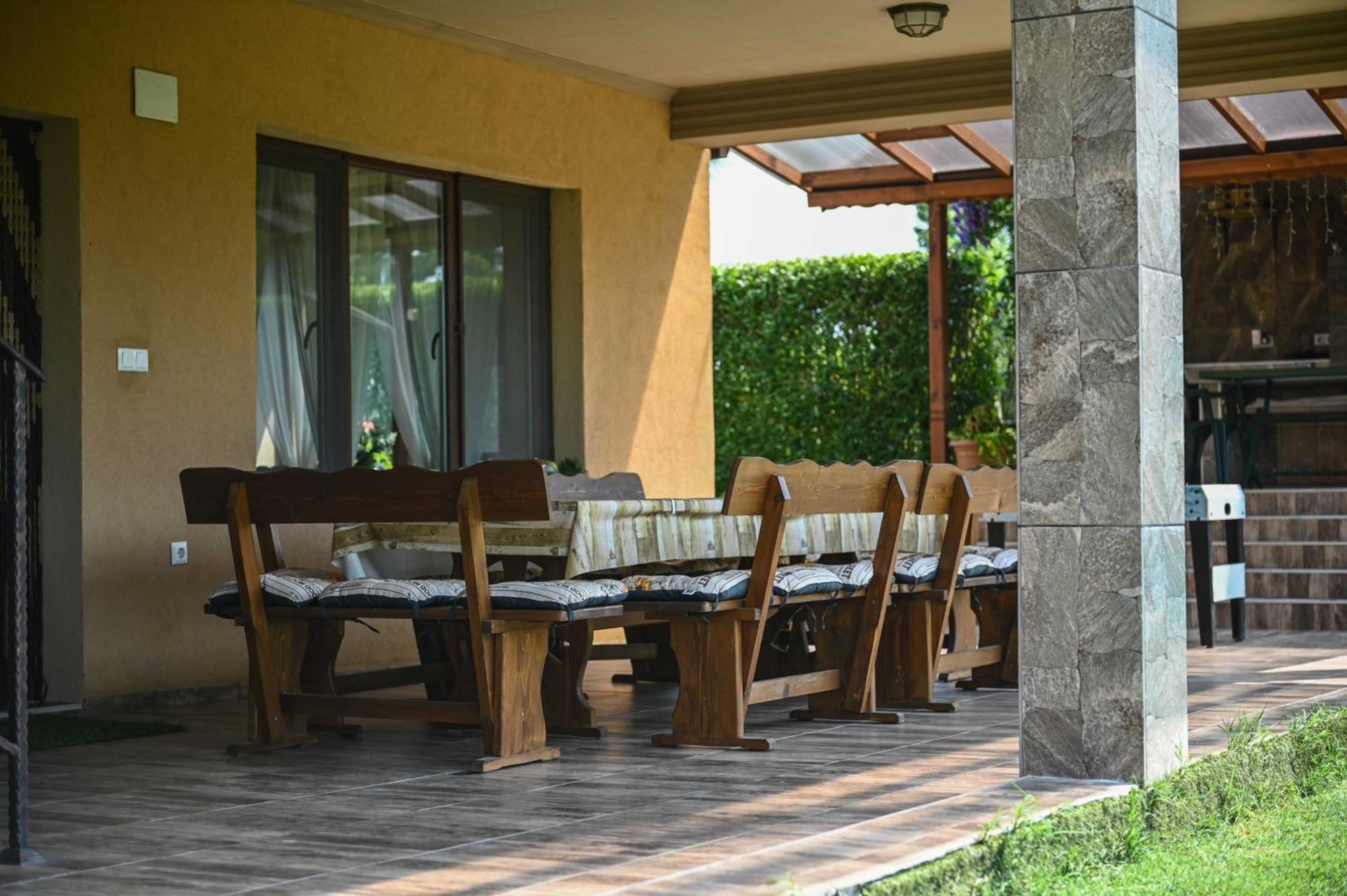Guest House Erida Trastenik Zewnętrze zdjęcie
